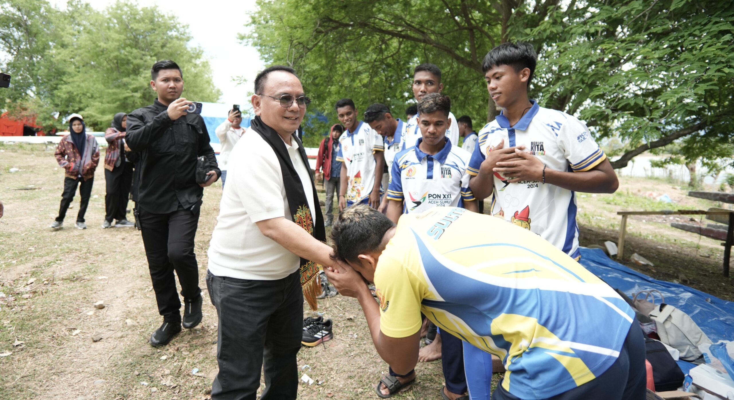 Berikan Motivasi, Pj Gubernur Kunjungi Kontingen Sultra yang Berlaga di PON Aceh 1 IMG 20240909 WA0123 scaled