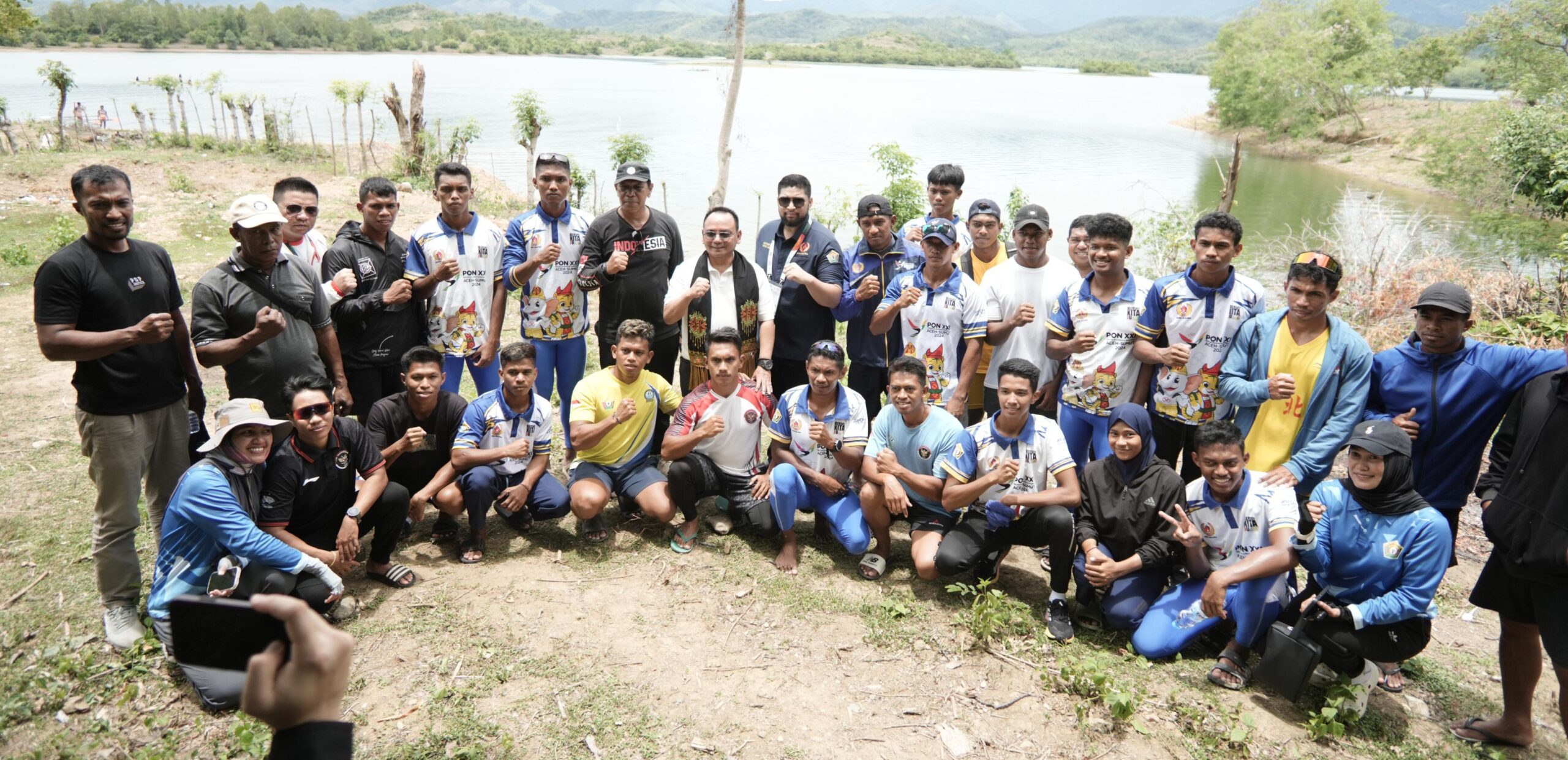 Berikan Motivasi, Pj Gubernur Kunjungi Kontingen Sultra yang Berlaga di PON Aceh 3 IMG 20240909 WA0127 scaled