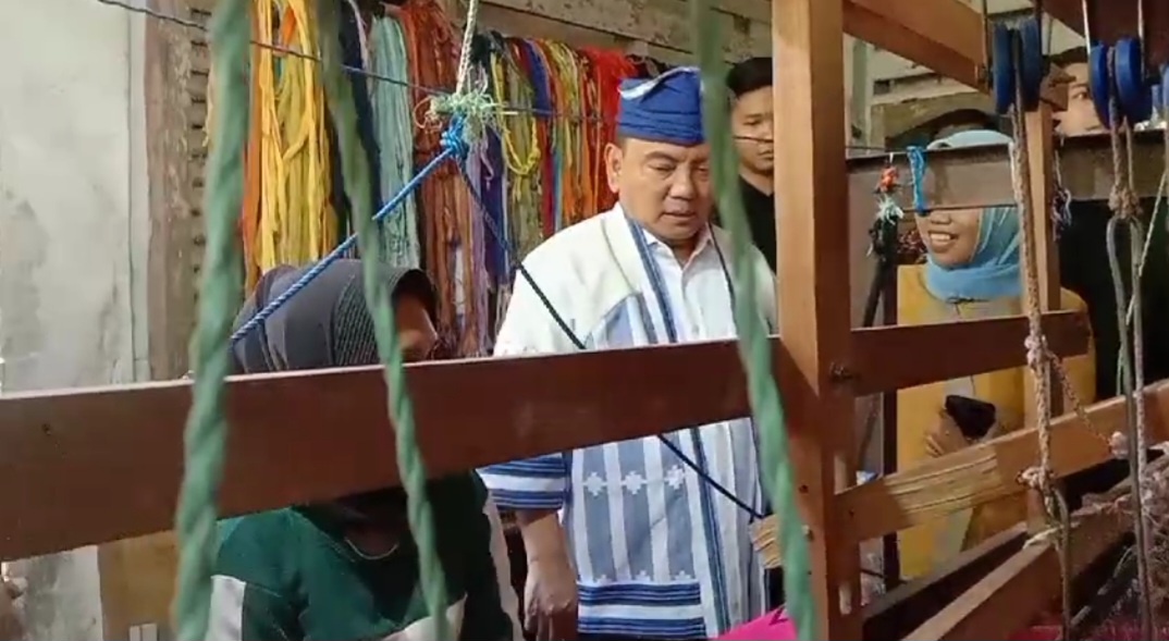Kunjungi Muna, Pj Gubernur Sultra Bawa Bantuan Untuk Petani dan Ajak ASN Jaga Netralitas di Pilkada 3 Screenshot 20241017 161257 WhatsApp