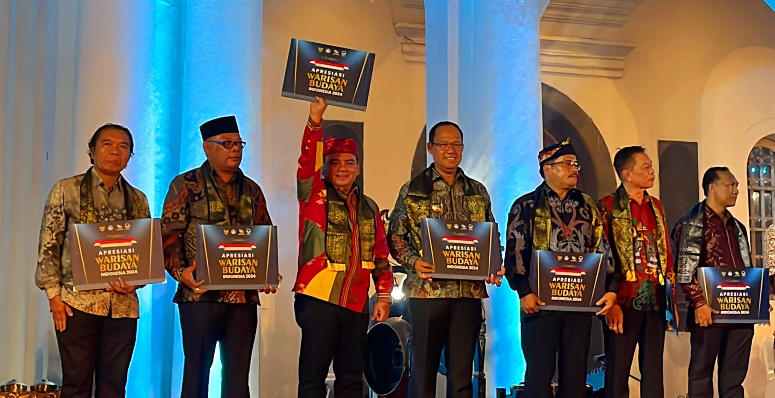Sultra Raih 9 Apresiasi Warisan Budaya, Pj Gubernur: Lestarikan Tradisi untuk Generasi Mendatang 1 IMG 20241118 WA0142 1 scaled
