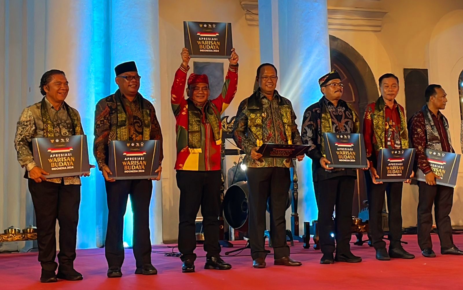 Sultra Raih 9 Apresiasi Warisan Budaya, Pj Gubernur: Lestarikan Tradisi untuk Generasi Mendatang 4 IMG 20241118 WA0145