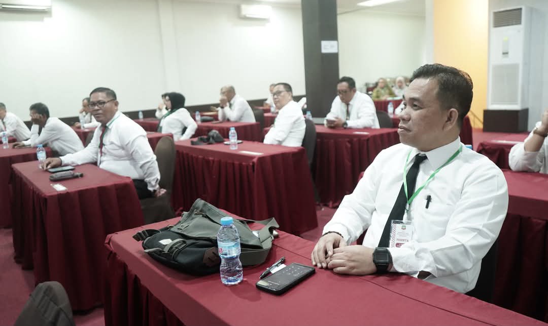 Bupati Konut Siapkan Birokrasi Andal, Uji Kompetensi Digelar untuk 21 Pejabat 3 IMG 20250429 WA0049
