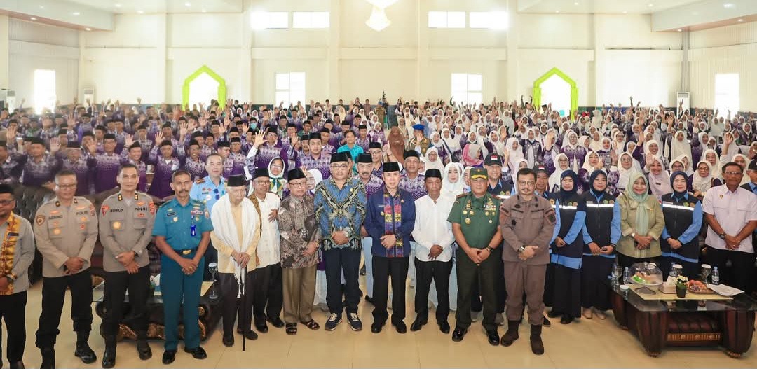 Lepas 2.018 Calon Jamaah Haji, Gubernur Sultra Titip Lima Pesan Penting 3 FB IMG 1747363535830