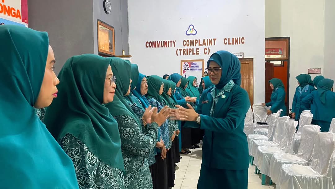 Perkuat Peran Keluarga, Shintya Putri Kukuhkan Pengurus TP PKK Tiga Kecamatan 4 FB IMG 1751456235076