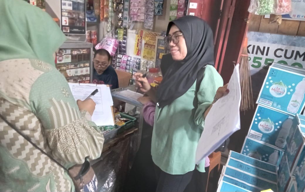 Camat Mandonga Genjot PAD Lewat Optimalisasi PBB dan Retribusi Sampah 4 IMG 20250714 WA0030