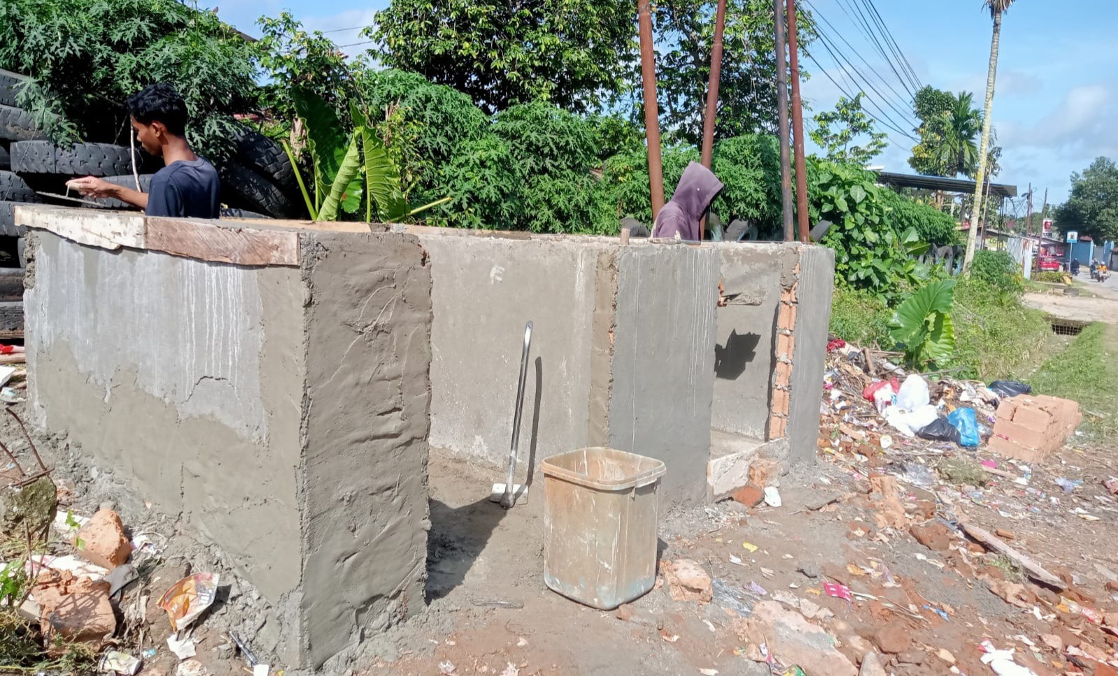 Bangun Dua Unit TPS, Camat Puuwatu Apresiasi Kepedulian PT Carsurin Tbk 4 IMG 20250716 WA00611