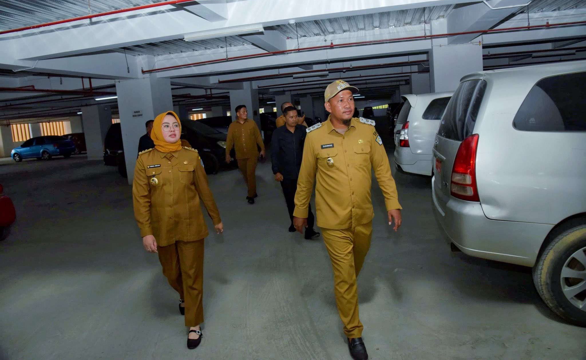 Komisi III DPRD Kota Kendari Dukung Pemkot Lelang Mobil Dinas Tua 3 o1k8npw0mpym5l0