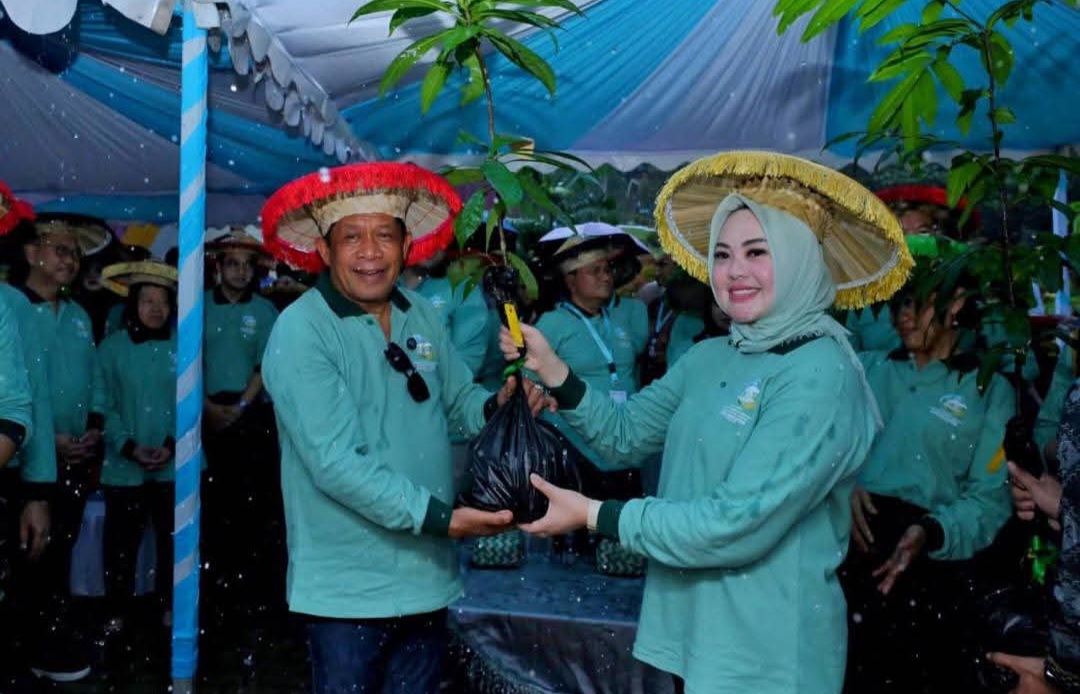 Di Forum UCLG ASPAC, Siska Karina Imran Kenalkan Topi Boru Khas Tolaki 4 IMG 20260508 WA0085