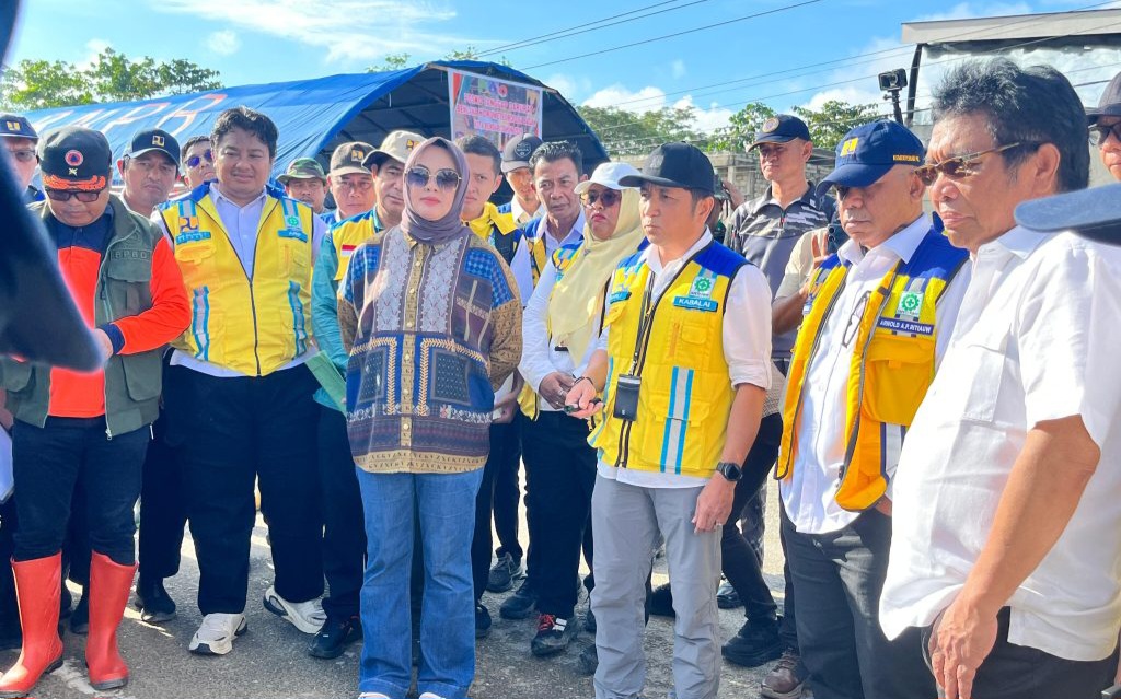 Siska Karina Kawal Langsung Penanganan Banjir Kendari Bersama Dirjen SDA 2 IMG 20260516 WA0042 1024x768 2