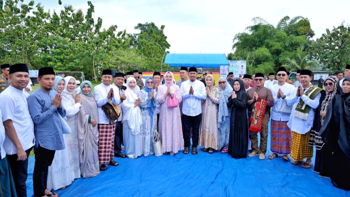 Ribuan Warga Salat Id di Puuwatu, Siska Ajak Perkuat Solidaritas Lewat Kurban 3 bf71512b c7cb 4e78 be16 c91dc570f77b 1140x759 1