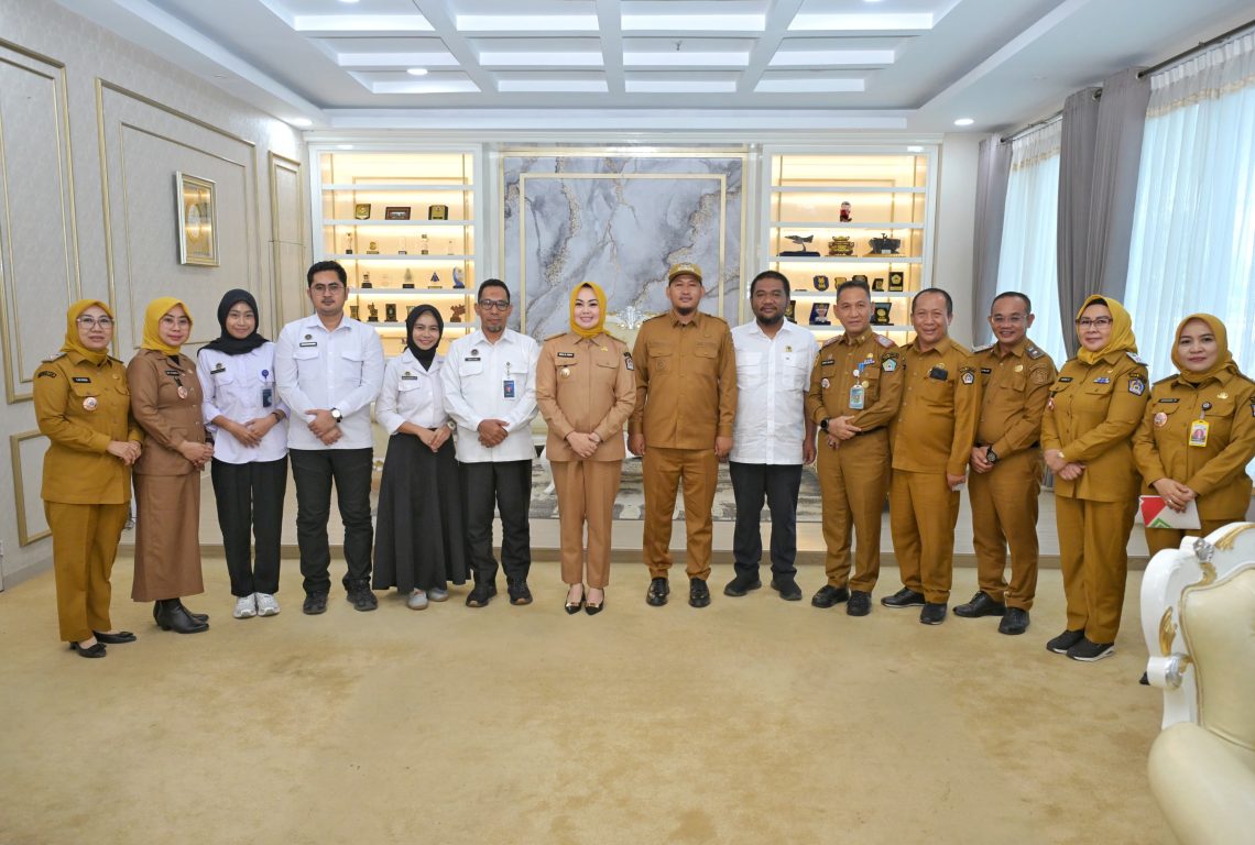 Pemkot Kendari Gelar Evaluasi Lintas Sektor untuk Program MBG 2 6b6a5404 bd90 4f14 a926 f7820e174ade 1140x768 1