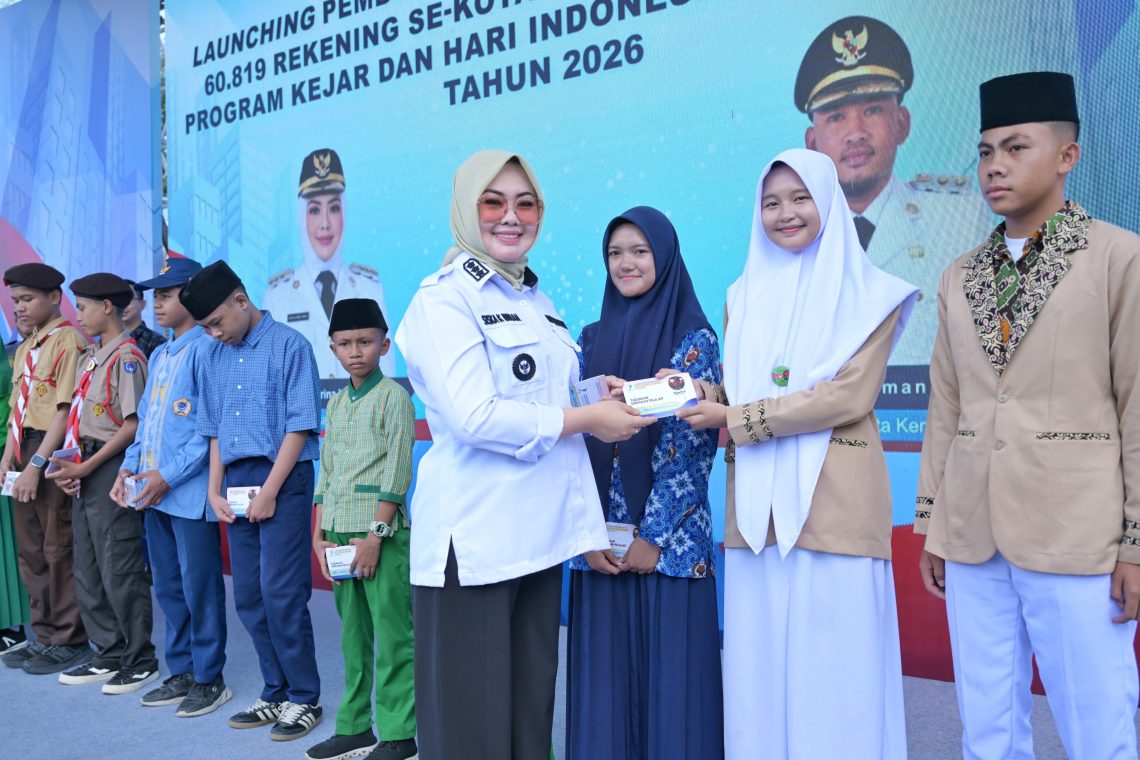 Wali Kota Kendari Luncurkan Program KEJAR, Target Seluruh Pelajar Miliki Rekening Tabungan 3 791f6181 6da5 4c2e b403 62003c31598f 1140x760 1