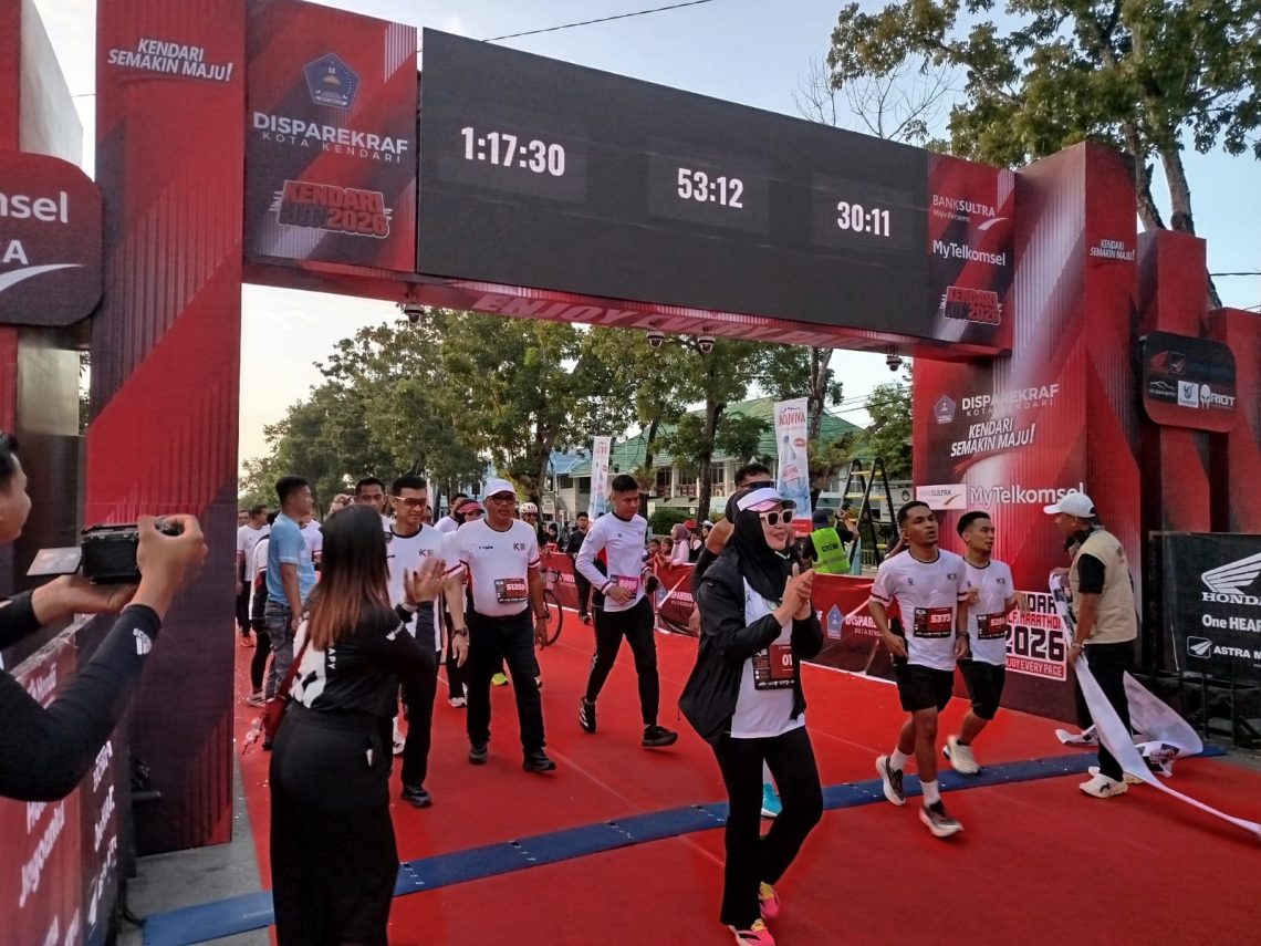 Wali Kota Siska: Kendari Half Marathon Gerakkan Pariwisata, UMKM Raup Transaksi Ratusan Juta 3 IMG 20260726 WA0034 1140x855 1