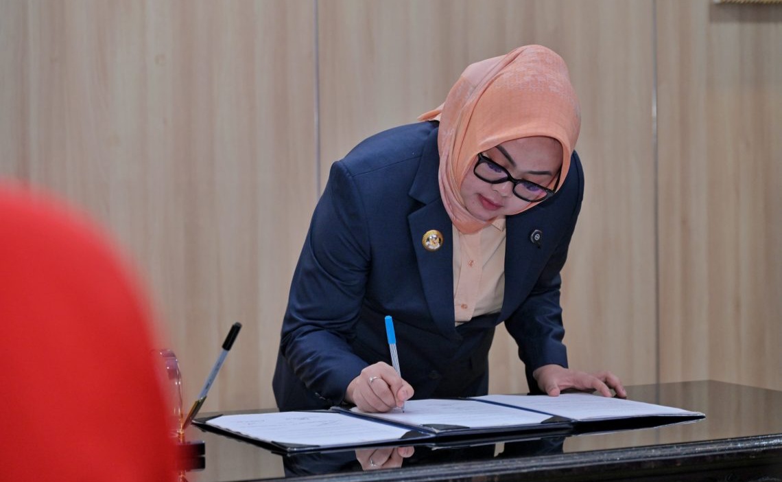 Wali Kota Kendari Lantik 25 Pejabat Administrator 3 8df89119 5c07 45f4 a1a5 00fbe61d0311 1140x760 1
