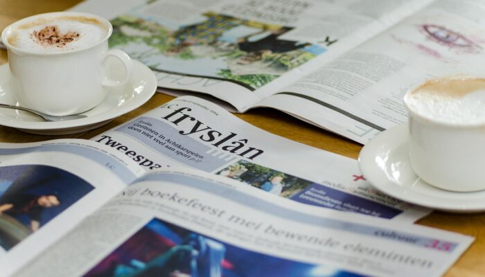 newspapers 444453 1280