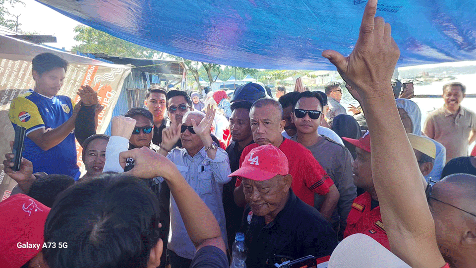 LA IDA Blusukan Pasar