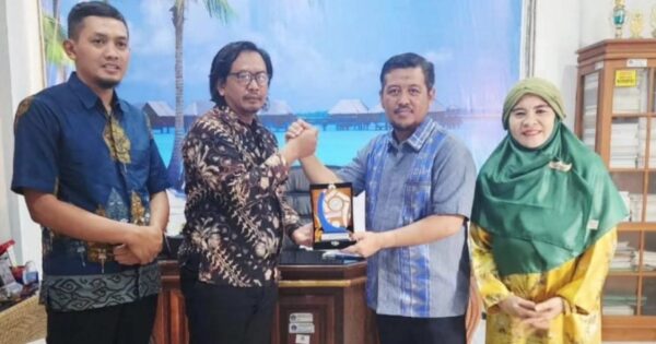 Akmet